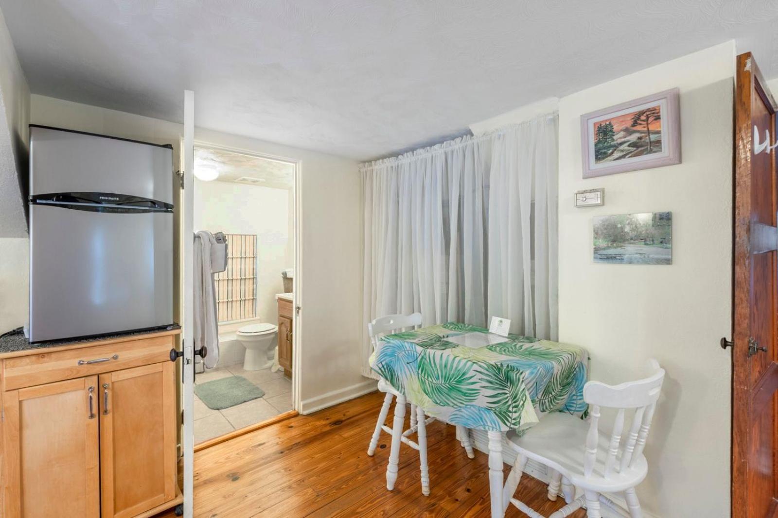 Historic Tremain Cottages Mount Dora Room photo